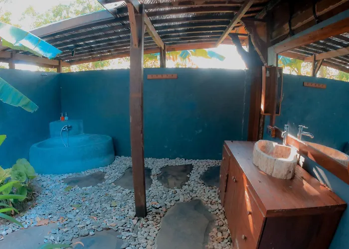 Annaya House *
